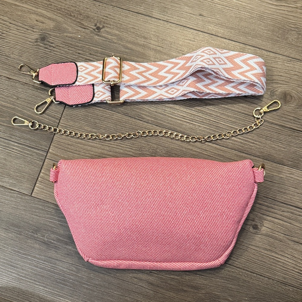 🆕 Gorgeous Pink and White Crossbody Belt Bag with 2 Strap Options! NWOT!💥 - Picture 2 of 3